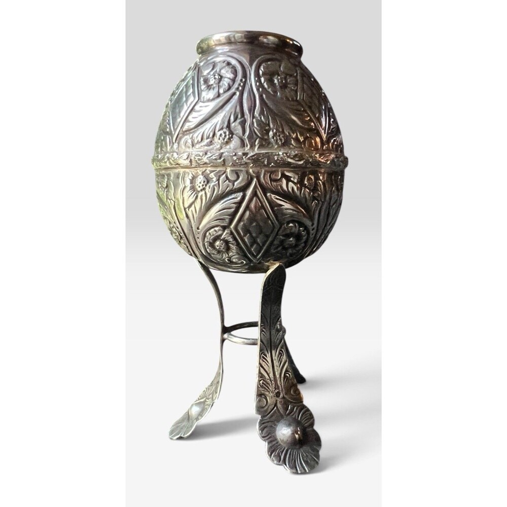 Vintage Argentine Yerba Mate Gourd Cup Alpaca Silver Repousse Floral Tripod